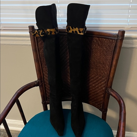 Stuart Weitzman Shoes - Stuart Weitzman Black Heeled Boots